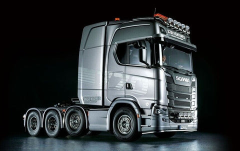 Scania CS 20 HD 6x4 + semi-remorque frigorifique Ristimaa (SF Scania CS 20 HD 6x4 + semi-remorque frigorifique Ristimaa (SF